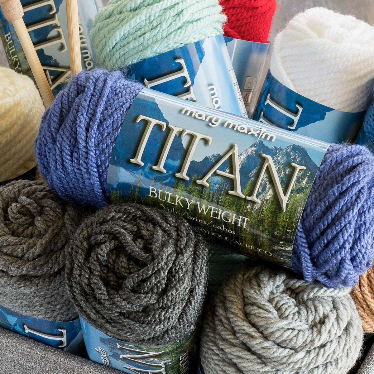 Mary Maxim Big Ball Yarn 10.5 Oz 850 Yards Mary Maxim Big Ball Yarn 10.5 Oz 850 Yards