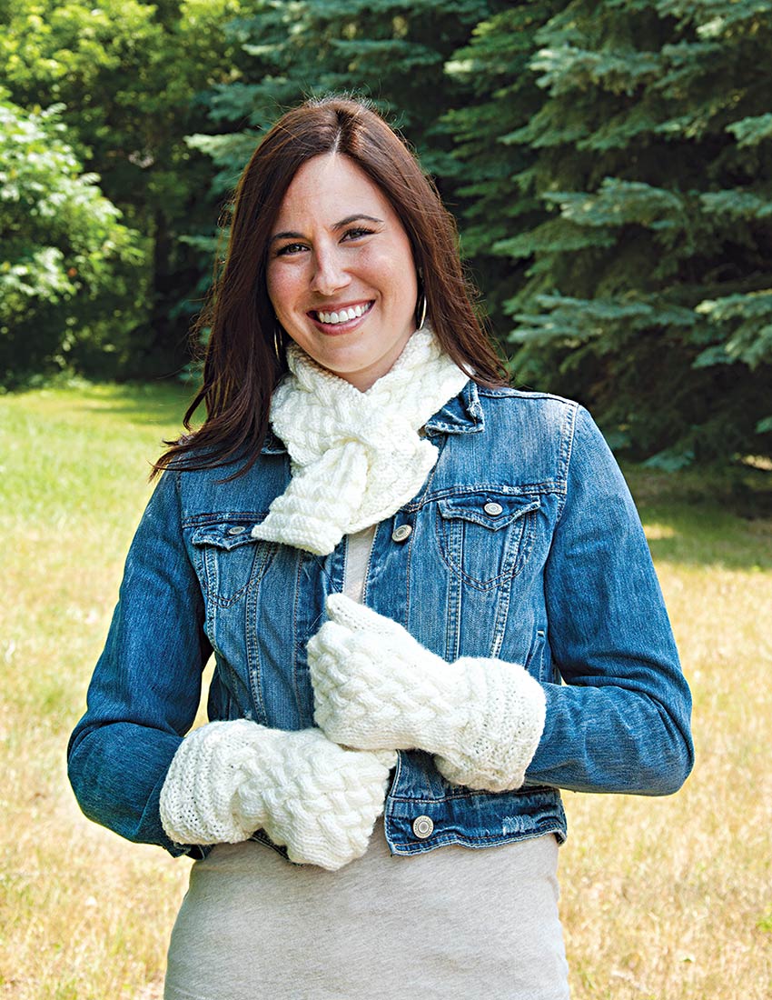 Knit Cables Scarf & Mitts Pattern