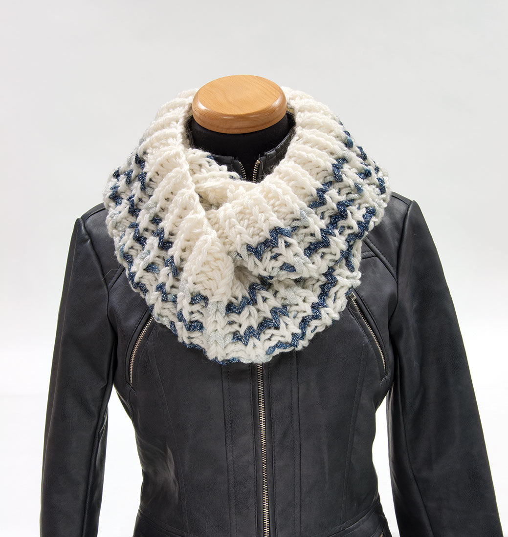 Flirty Cowl Pattern