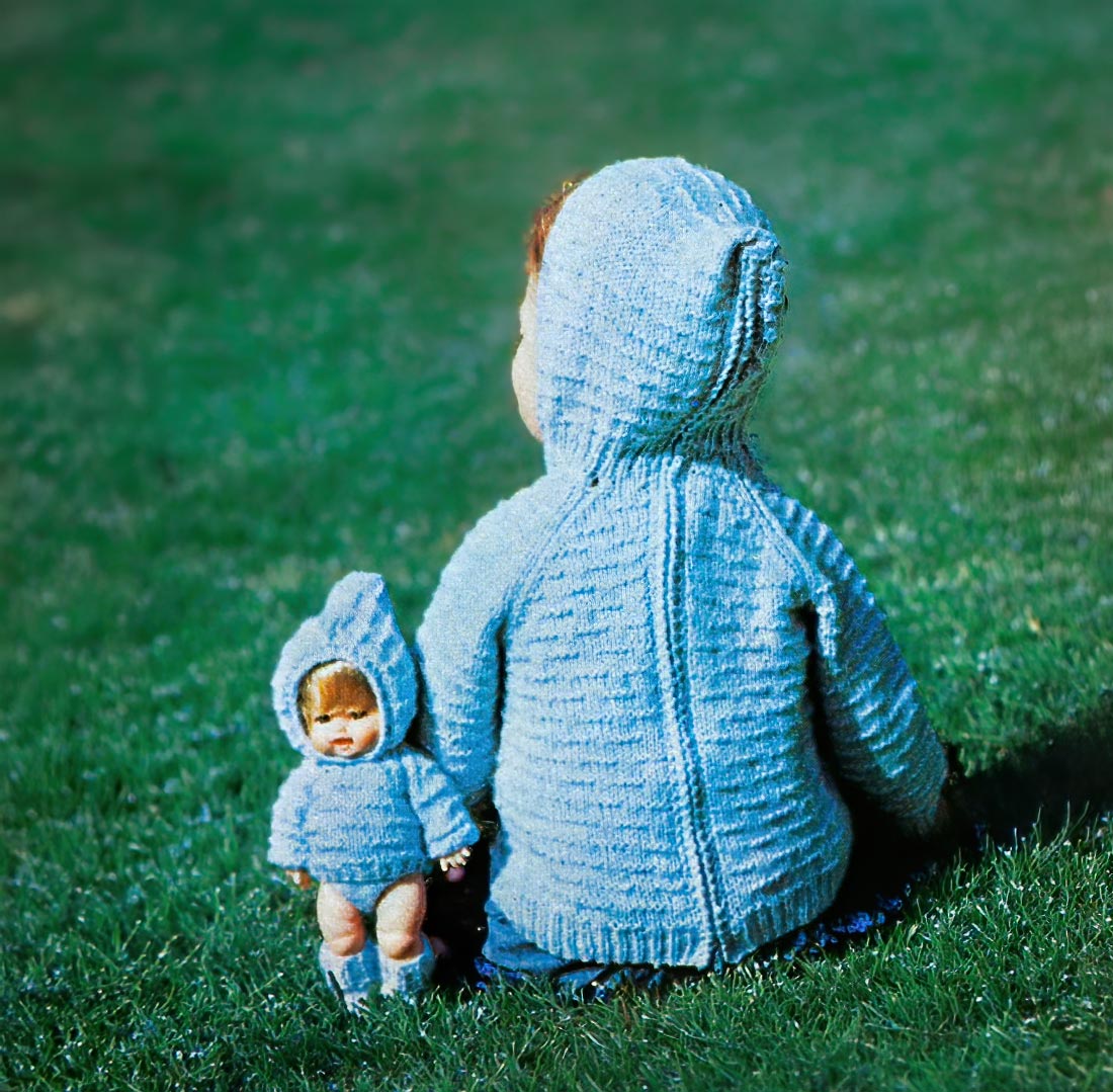 Back Zipped Hooded Baby Sweater Pattern