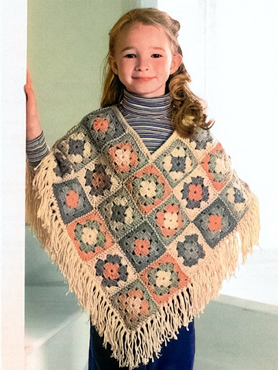 Modèle de poncho carré Granny pour enfant