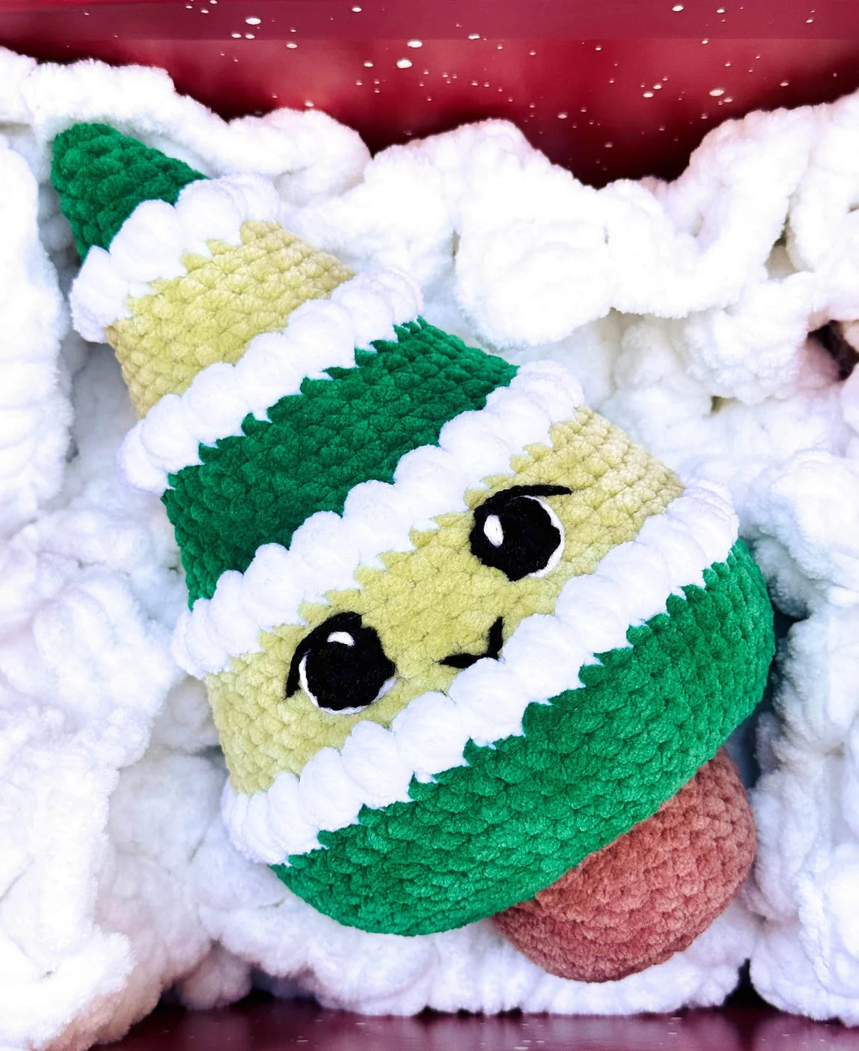 Free Snowy Fir Tree Pattern