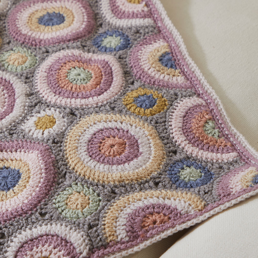 Magic Circles Afghan