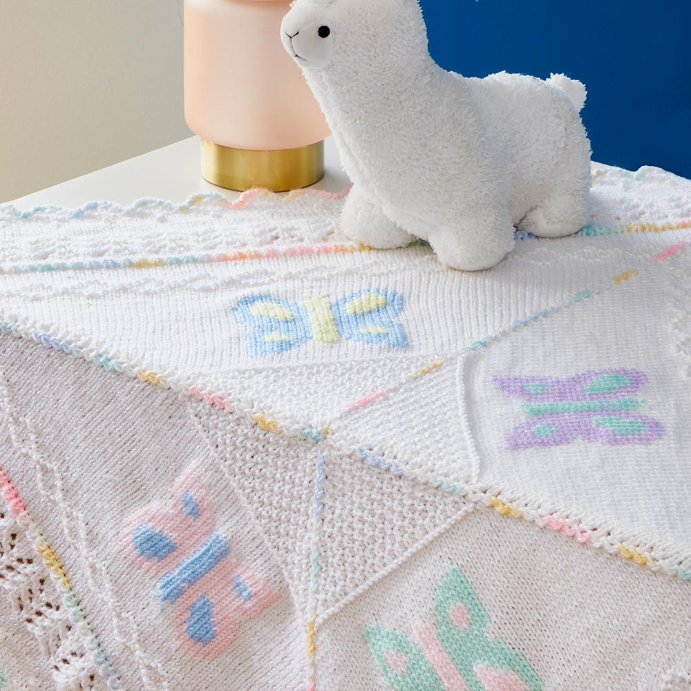 Modèle de couverture bébés et papillons