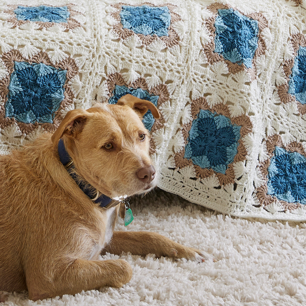 Seaside Bavarian Throw