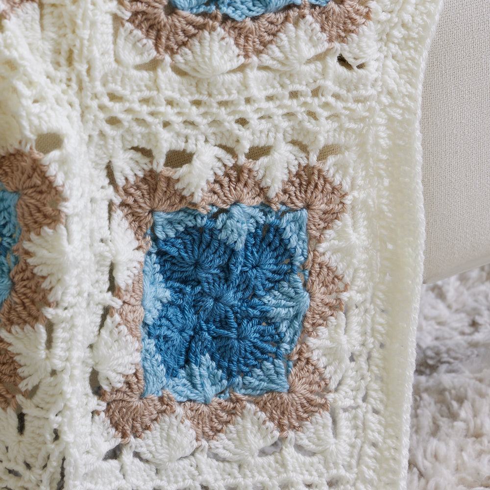 Seaside Bavarian Throw