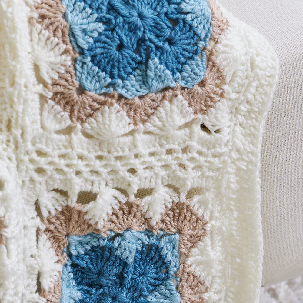 Seaside Bavarian Throw