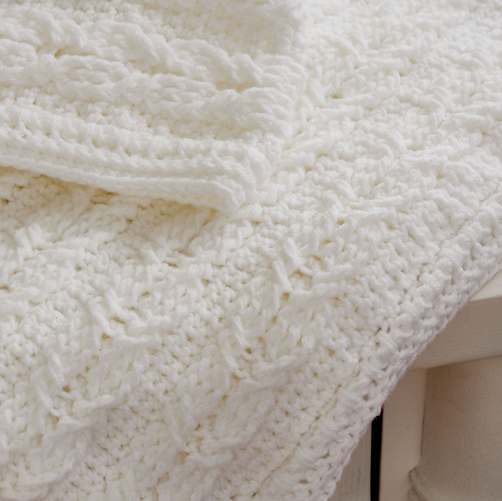 Chain of Hearts Baby Blanket