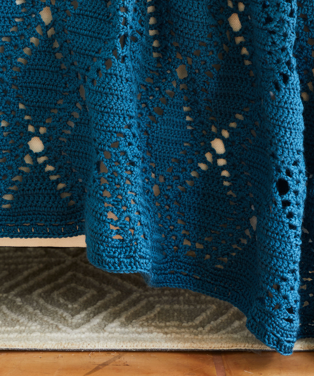 Forever Diamonds Crochet Throw