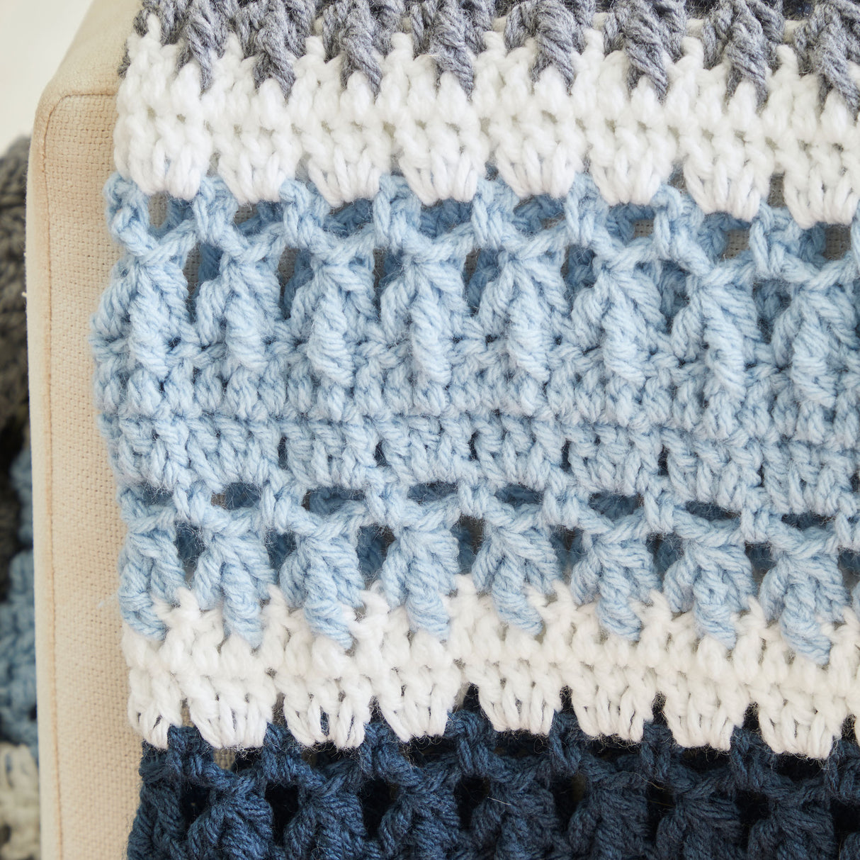 Rayure sur rayure au crochet afghan