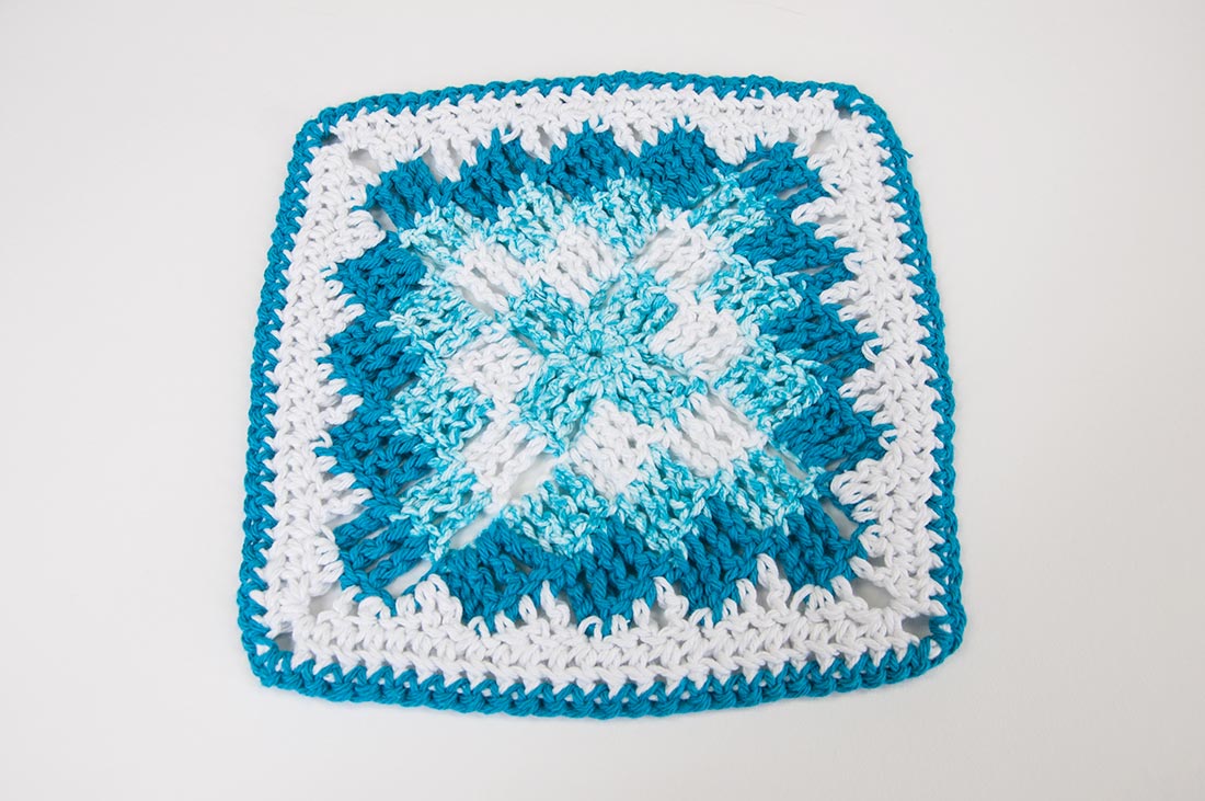 Kitchen Set with Basket Pattern