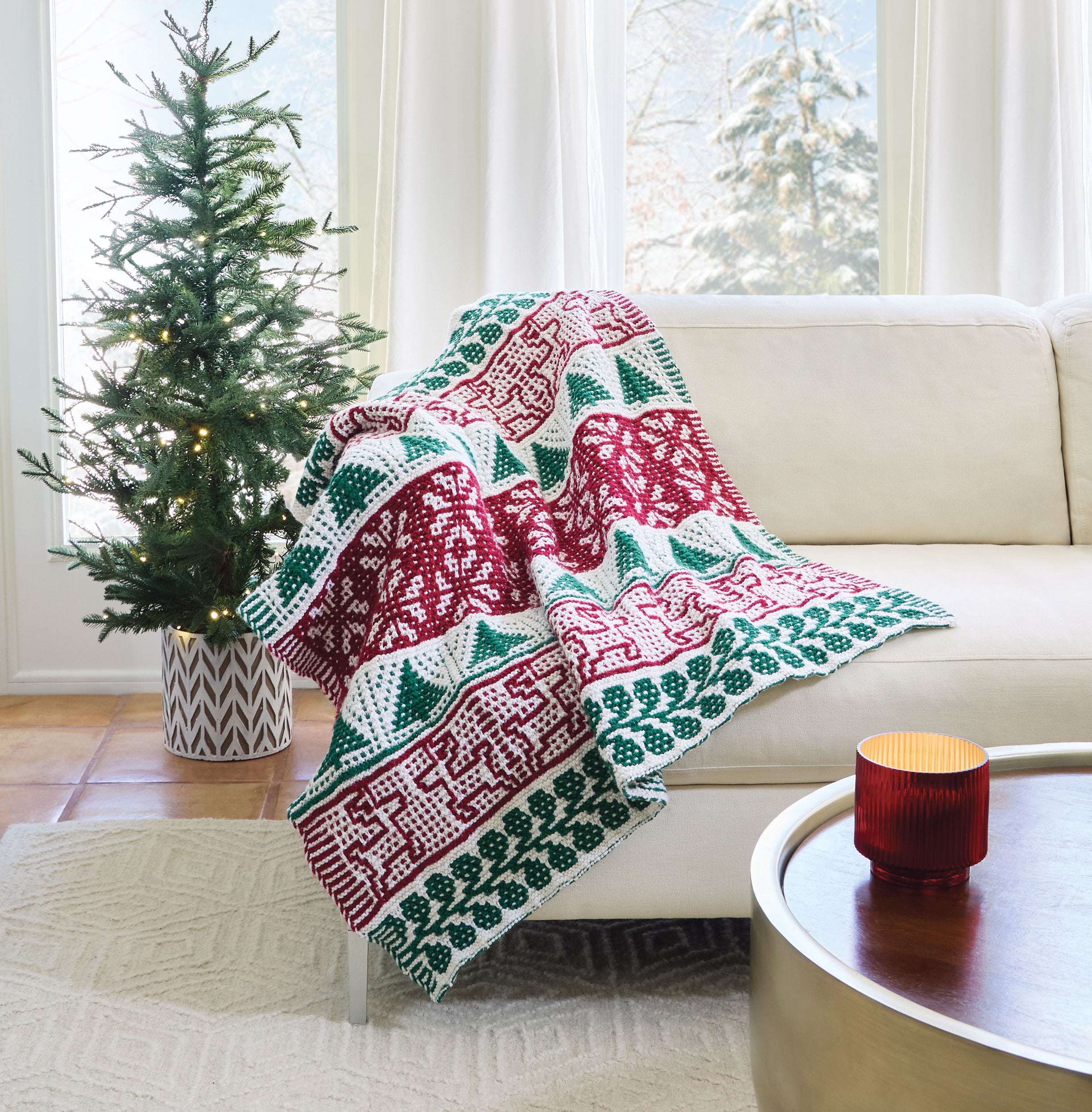 Yuletide Sparkle Knit Lapghan – Mary Maxim