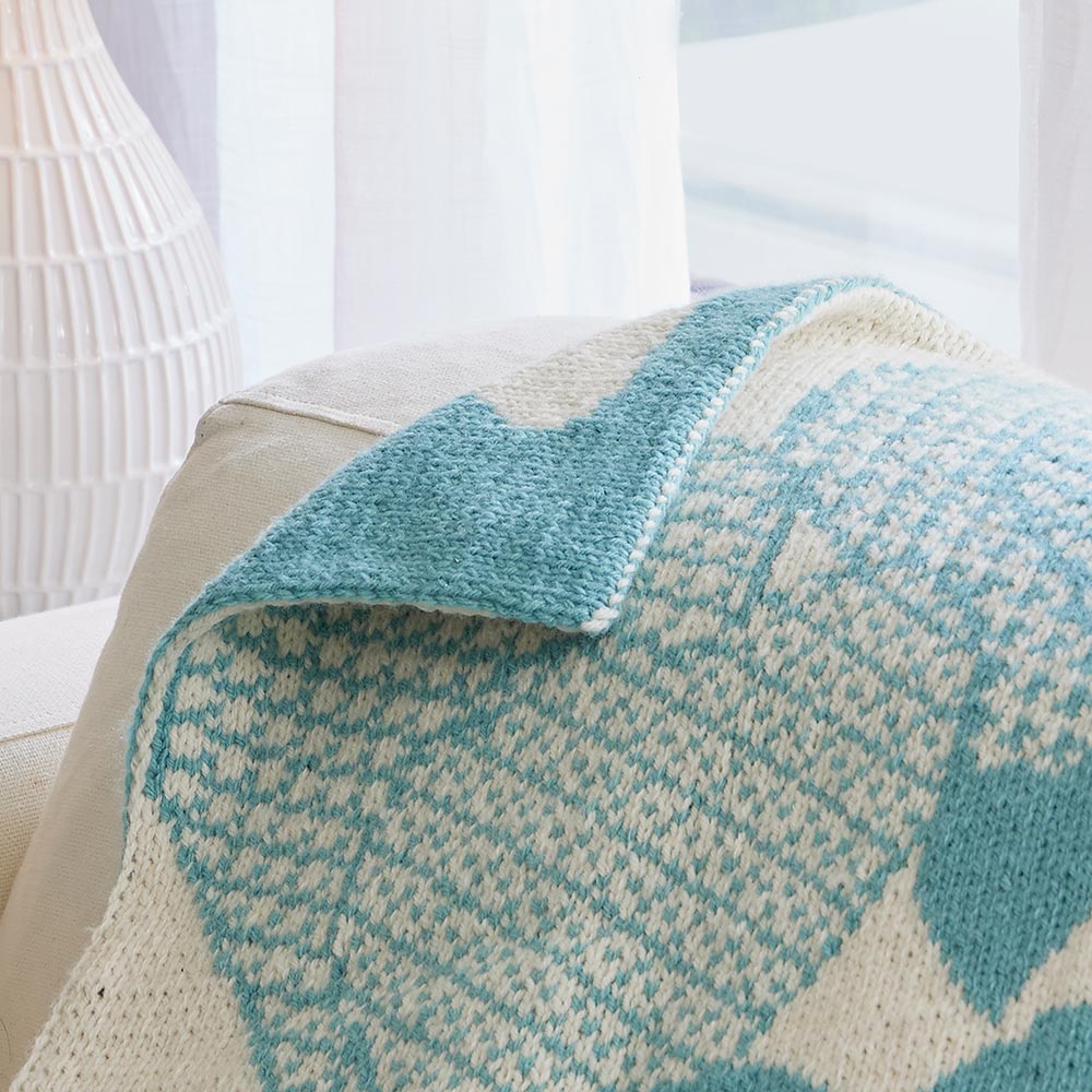 Modèle de couverture pour bébé en tricot double Hearts Aplenty