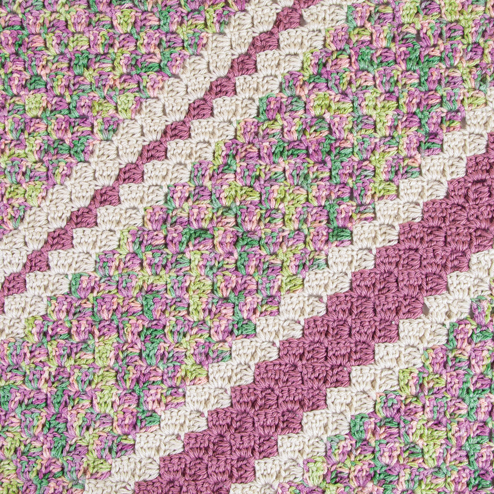 Jeté à rayures relaxantes