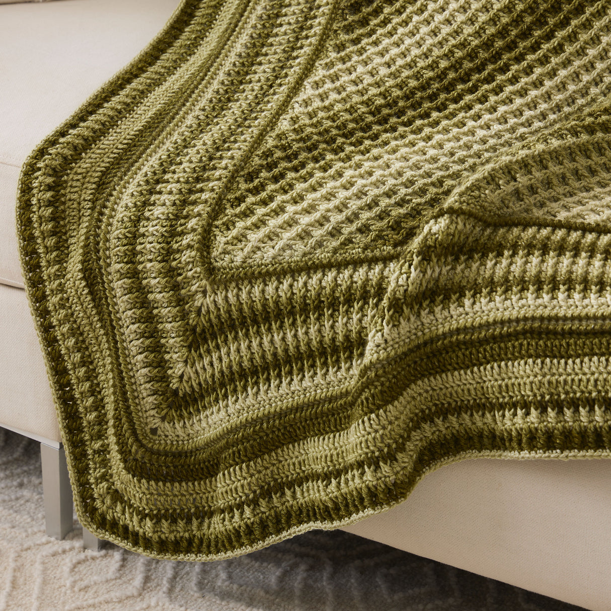 Unique Vibrato Crochet Throw