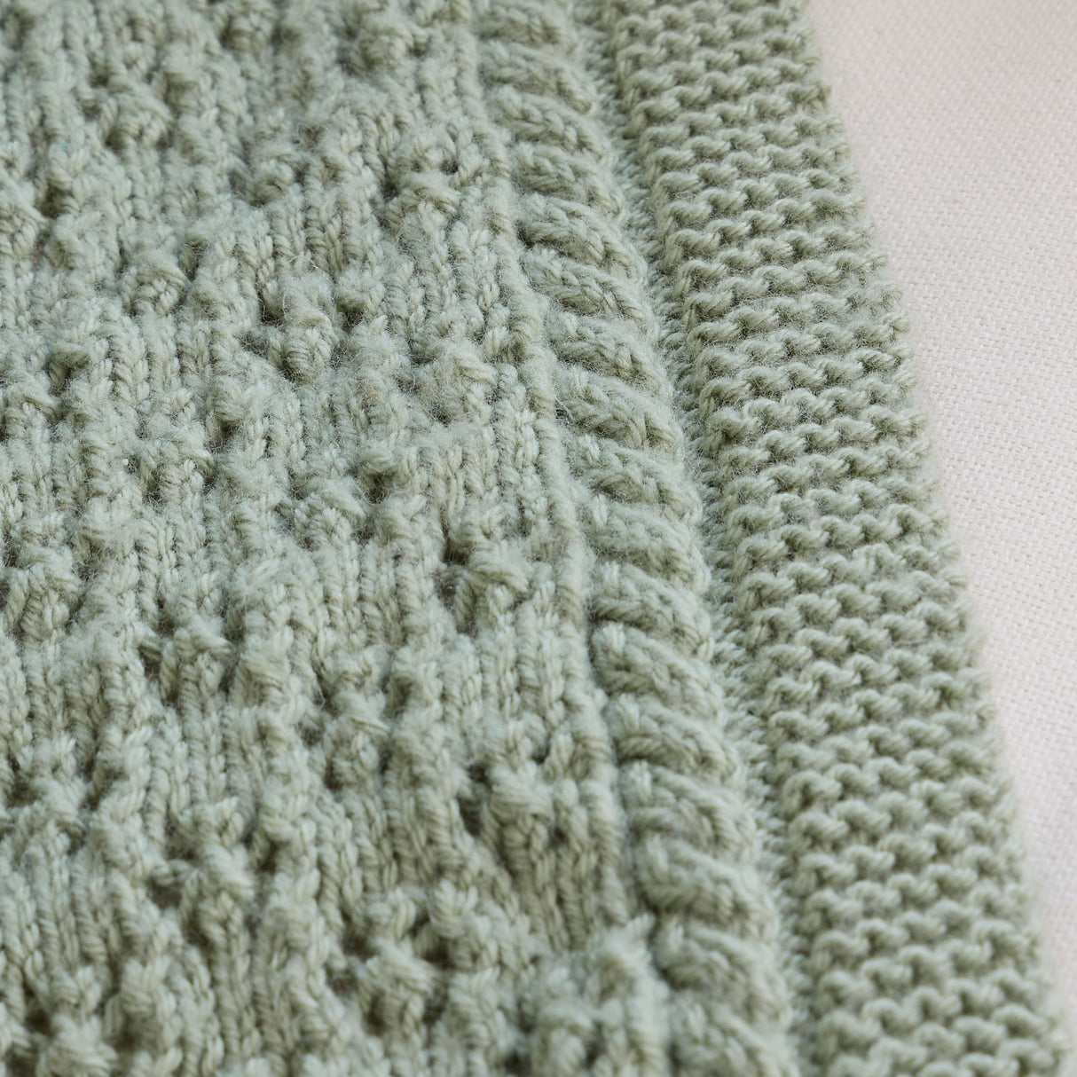 Manta de tulipanes y flores