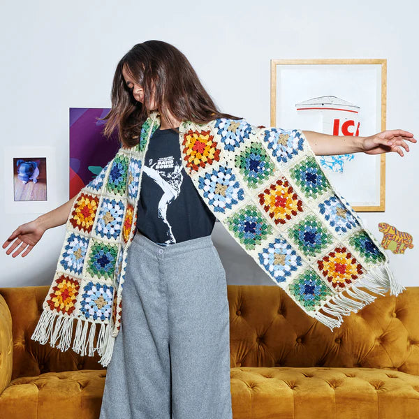 Free Crochet Granny's Hug Scarf Pattern