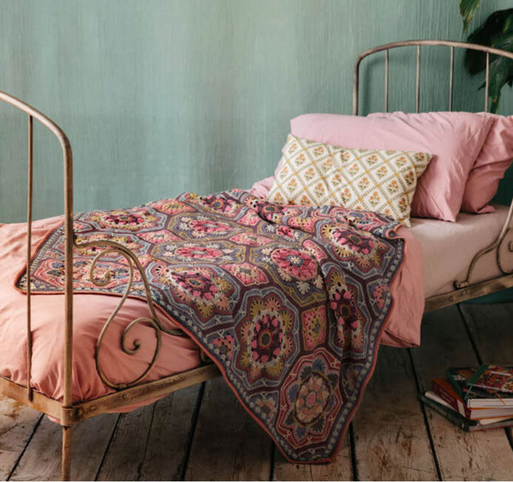 Persian Tiles Throw (Premier Everyday DK)