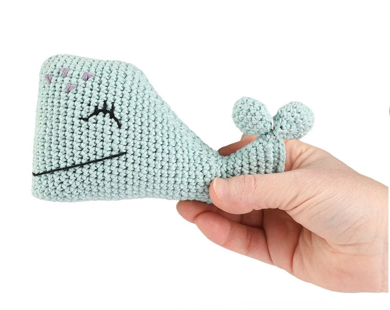 Splashy the Whale Amigurumi Kit