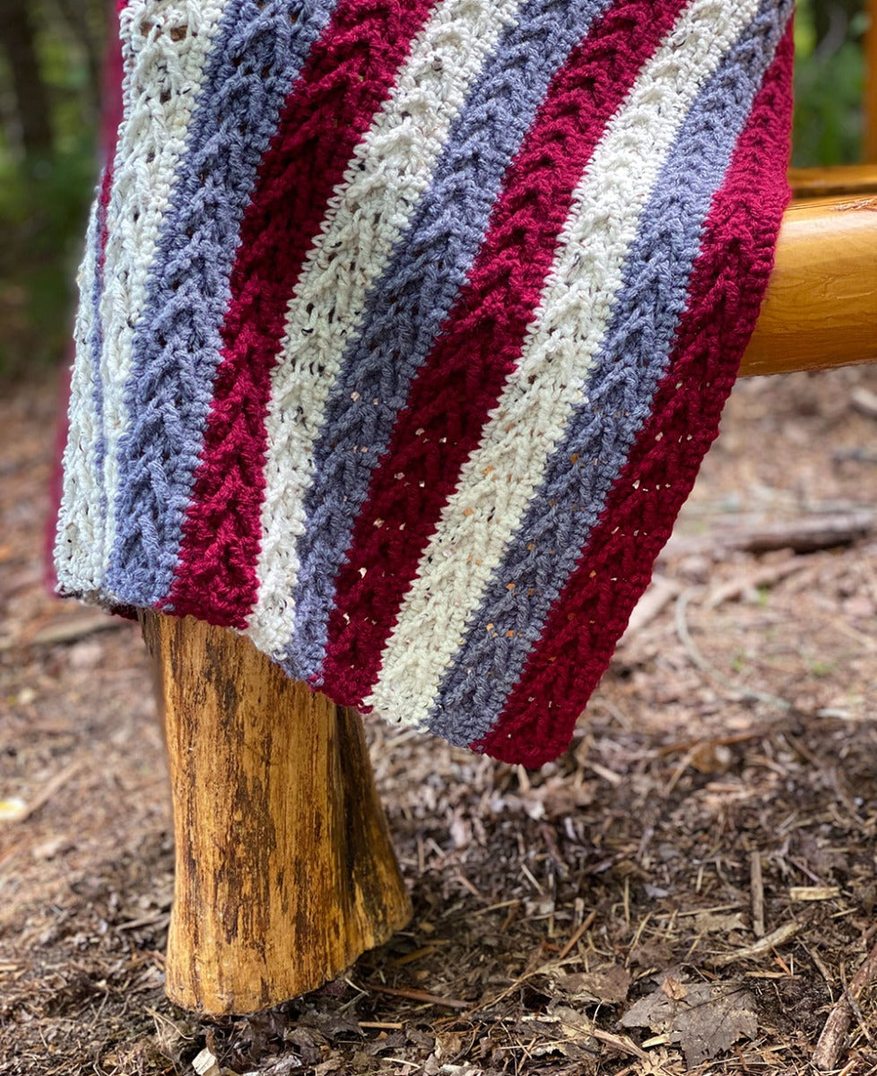 Jeté à pointe de flèche rayée