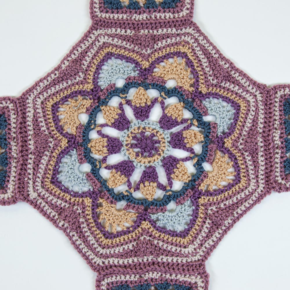 Persian Tiles Throw (Mary Maxim Mellowspun DK)