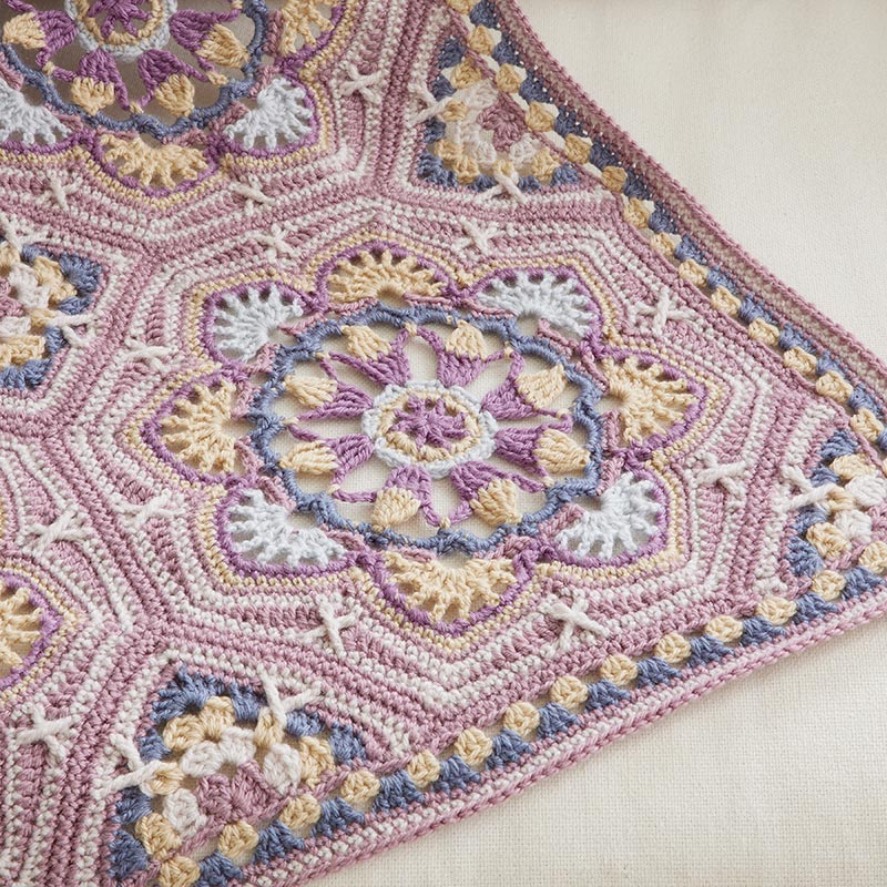 Persian Tiles Throw (Mary Maxim Mellowspun DK)