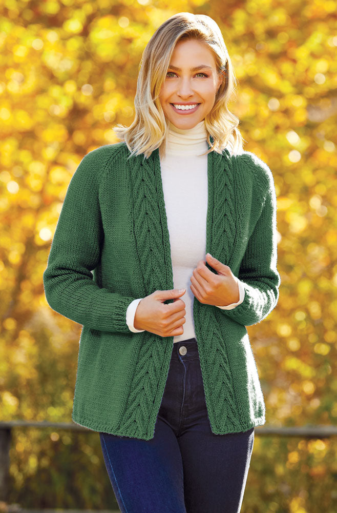 Patrón de cárdigan con ribete de cable