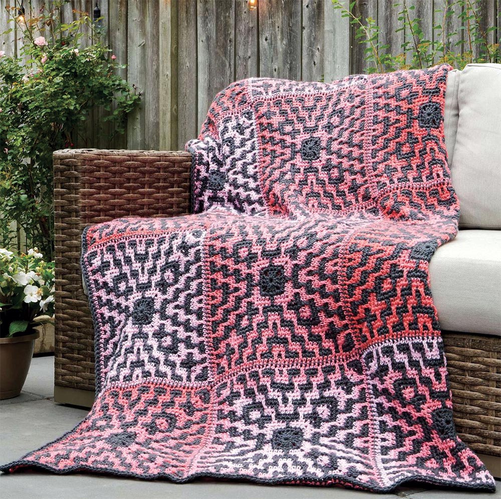 Manta de crochet con motivo de mosaico