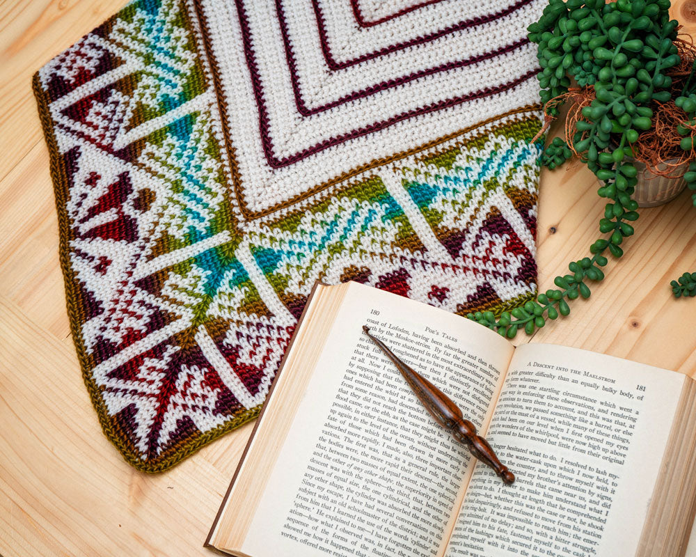 Triangle Crochet Cowl - White