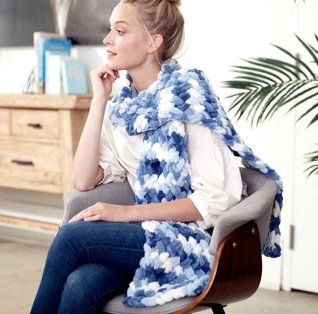 Free Criss-Cross Scarf Pattern