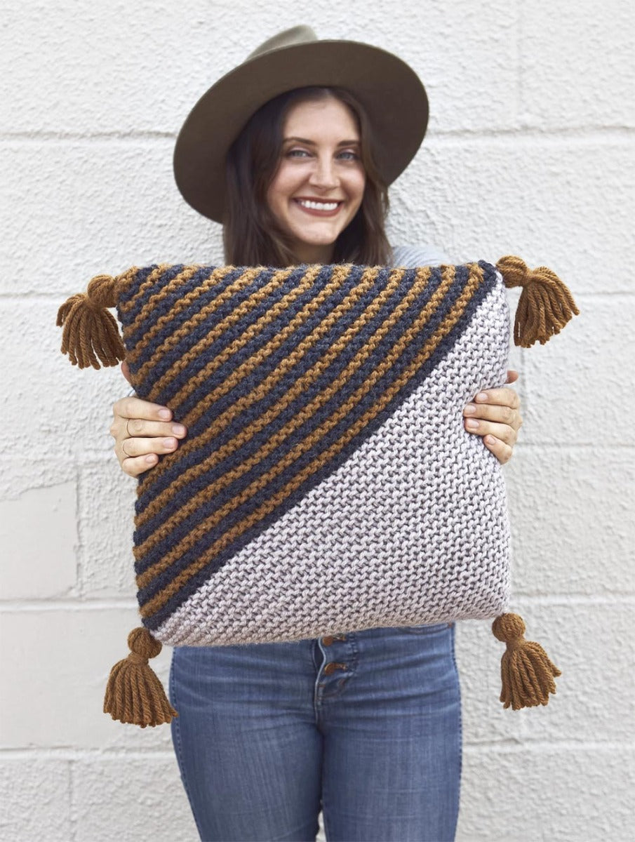 Free On The Bias Throw Pillow Pattern