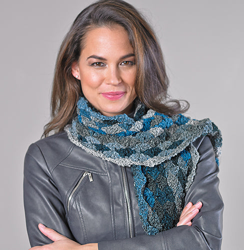 Free Shells in the Round Scarf Pattern