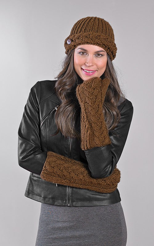 Free Arrowhead Cable Stitch Hat & Mitts Pattern