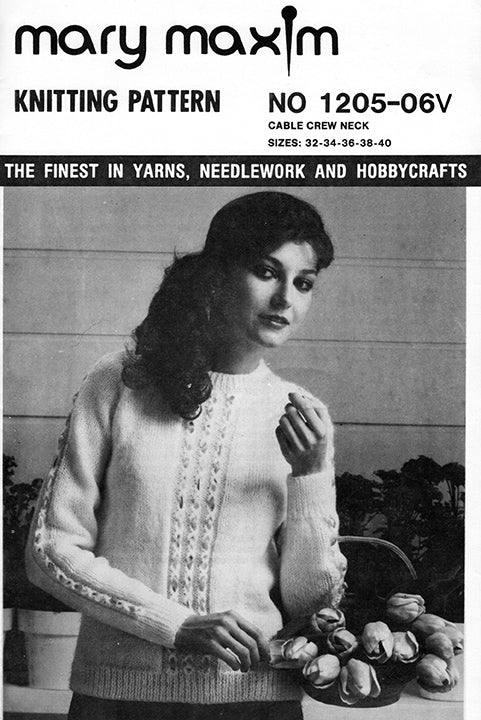 Modèle de col rond torsadé