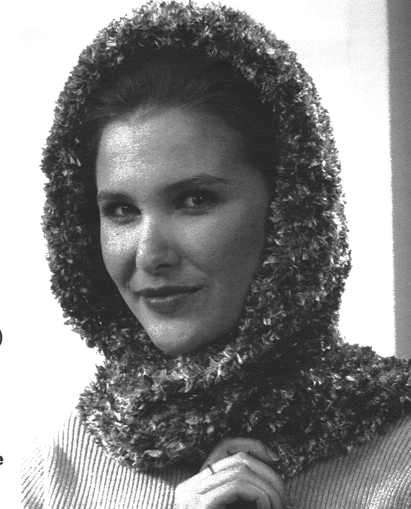 Patrón envolvente de bufanda con capucha