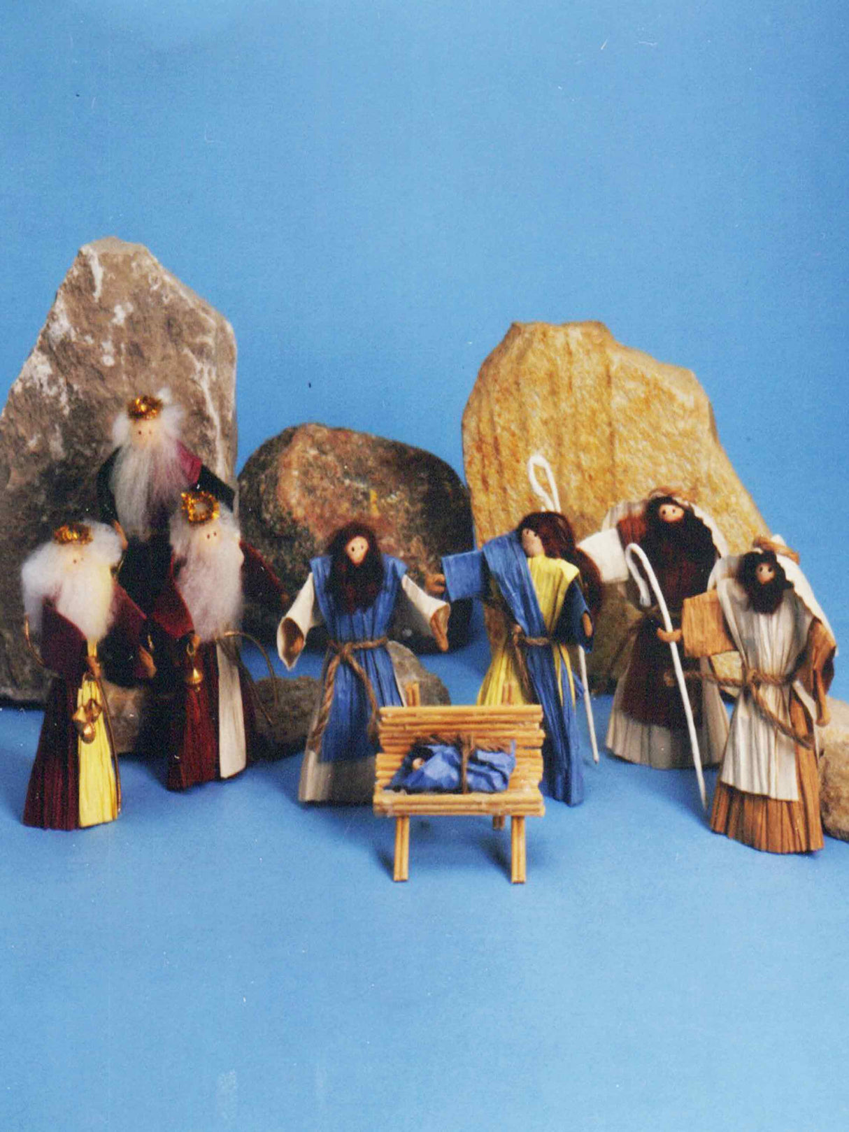 Paper Twist Nativity Pattern