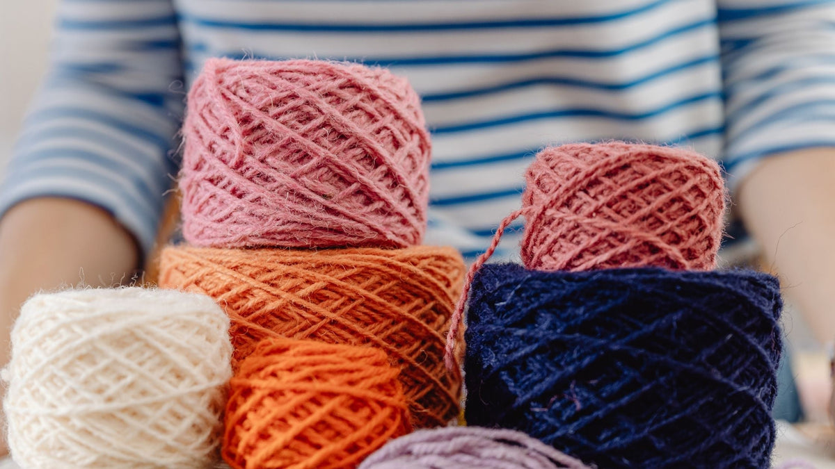 Difference Between Crocheting and Knitting – Mary Maxim