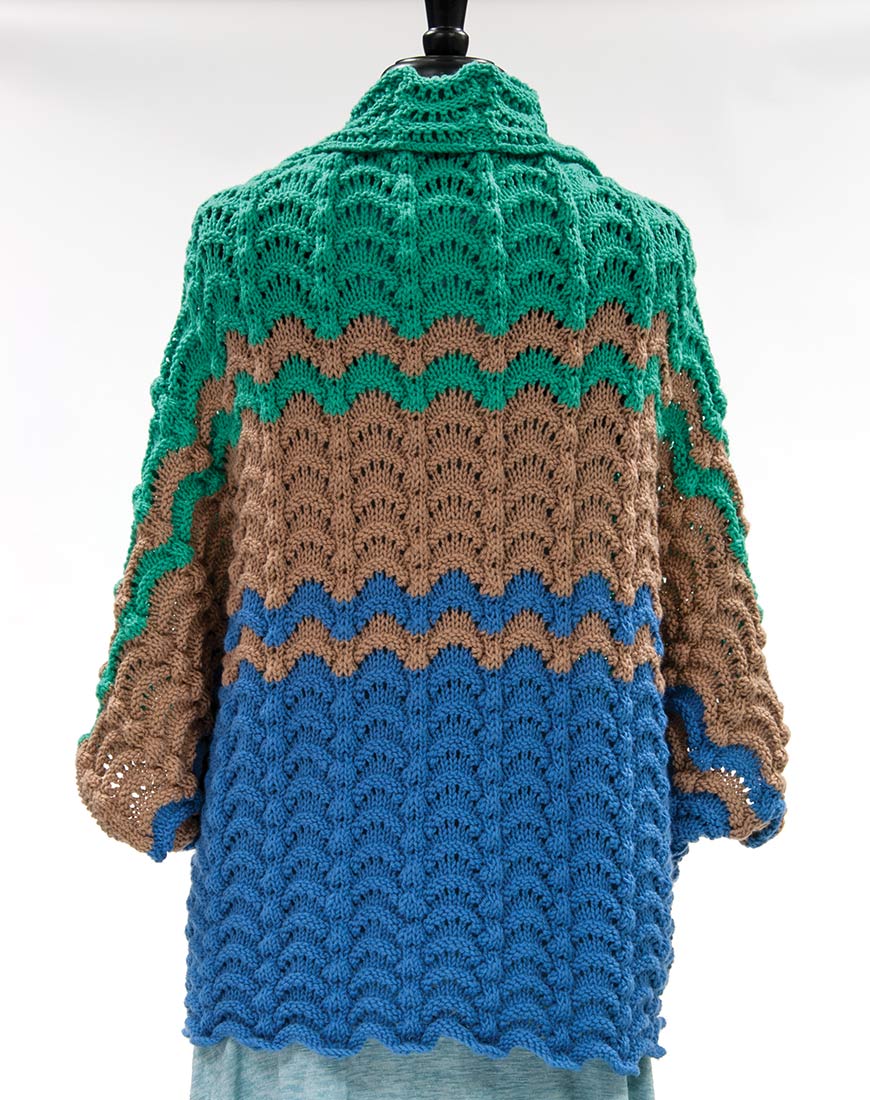 Fans-e-ful Shrug Pattern