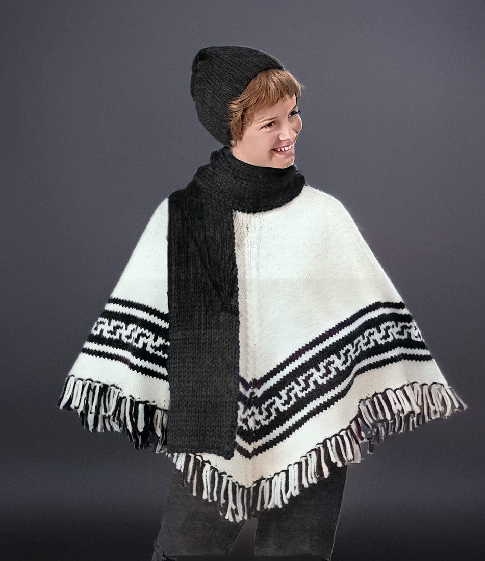 Poncho Pattern – Mary Maxim