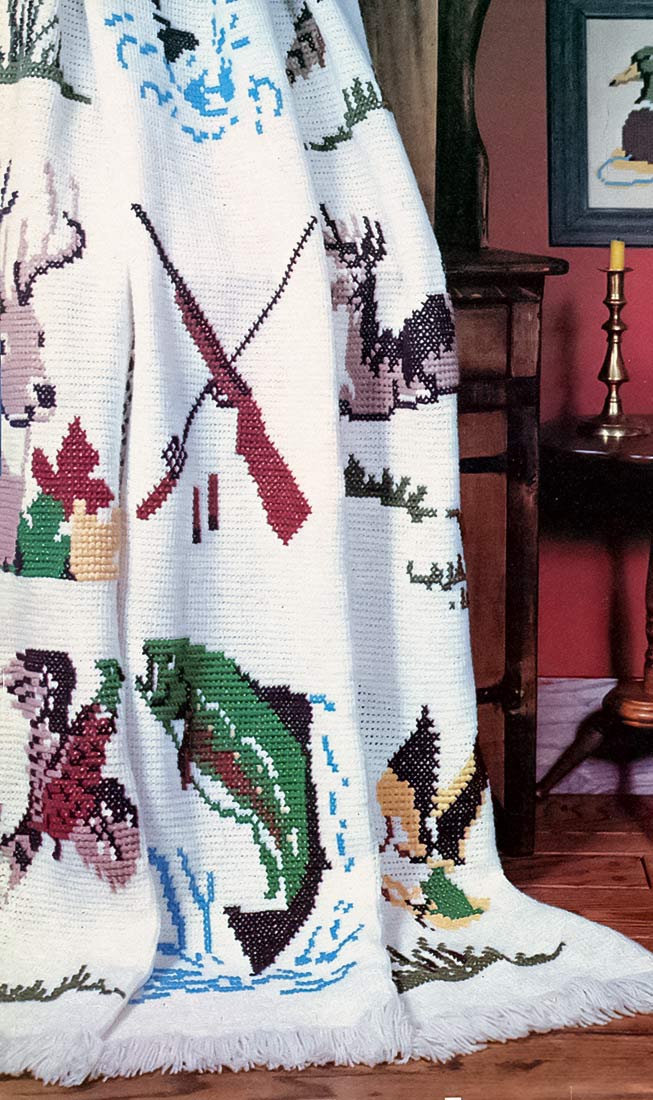 Wildlife Afghan Pattern – Mary Maxim