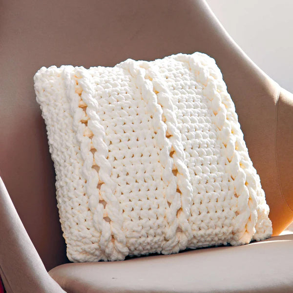 Free Bernat Chain Links Pillow Pattern – Mary Maxim