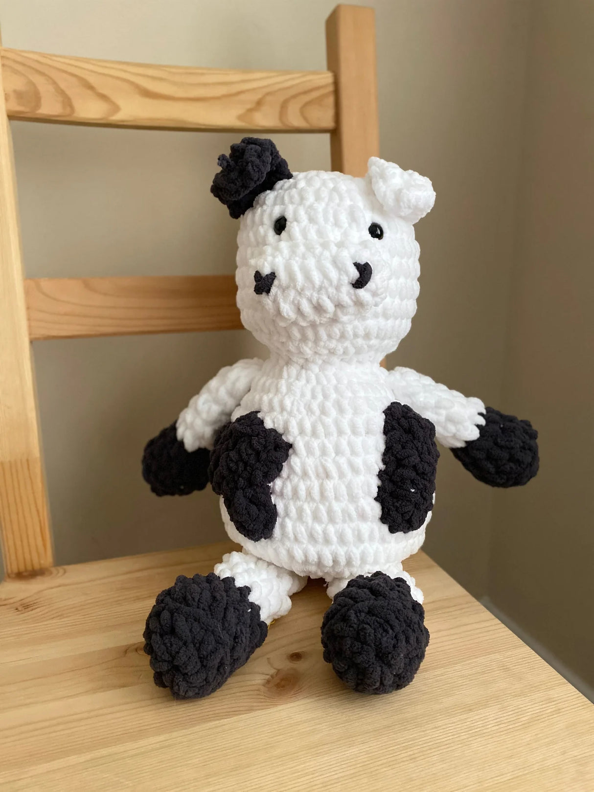 Free Pillow Cow (Crochet) Pattern