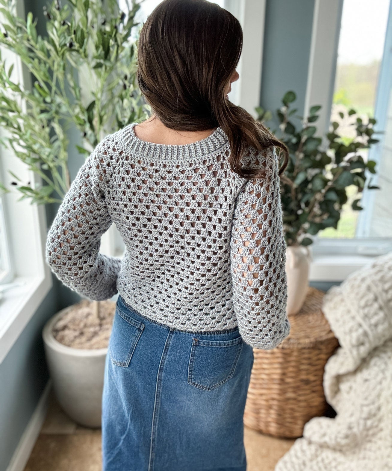 Granny Pop V-Neck Pullover – Mary Maxim