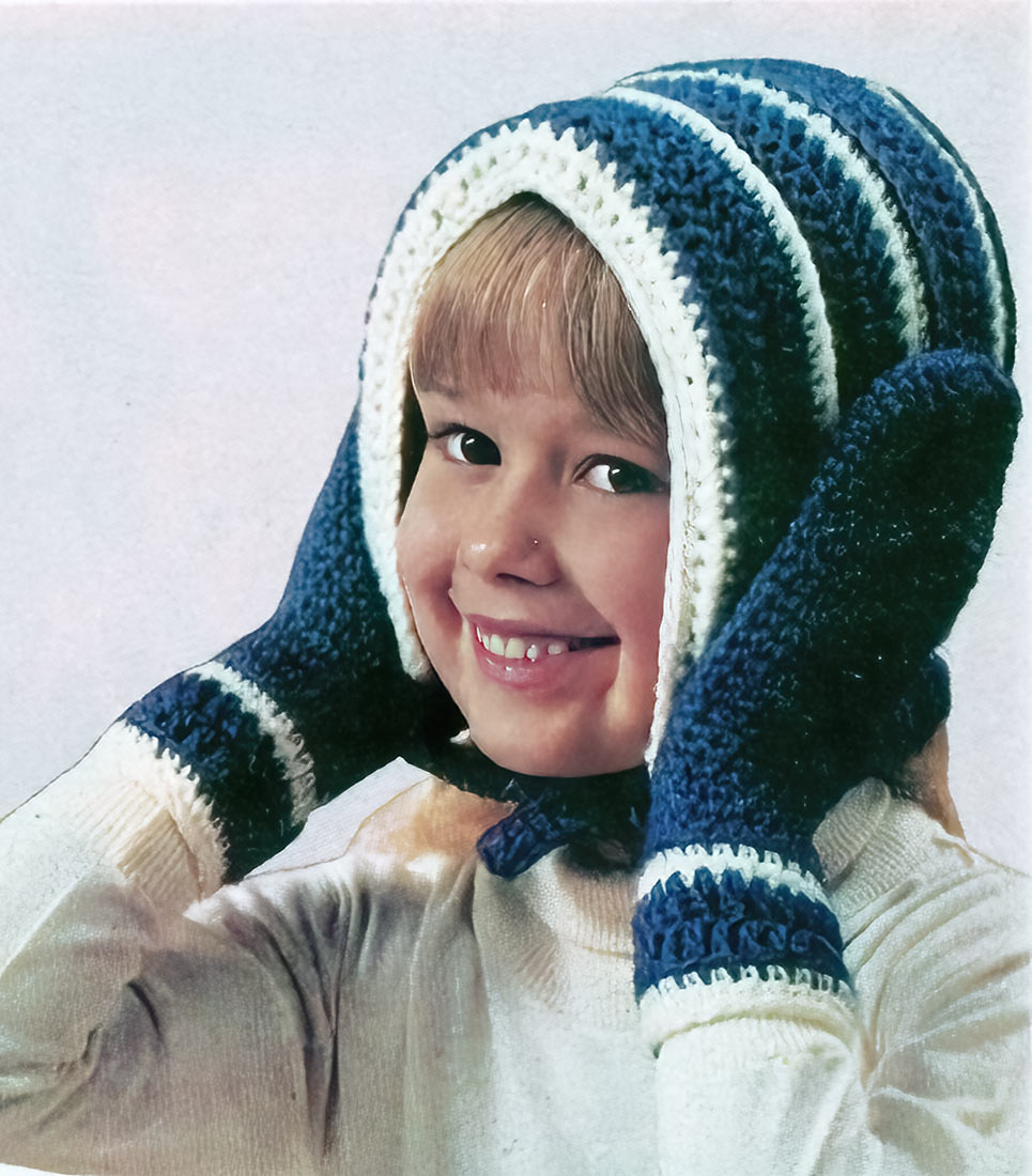 Girl's Dutch Hat & Mittens Set Pattern