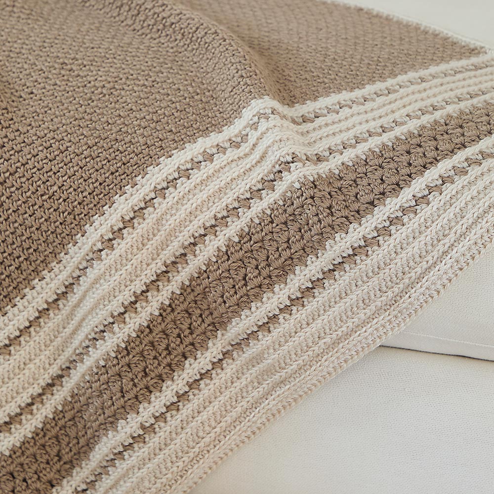 Café au Lait Afghan – Mary Maxim