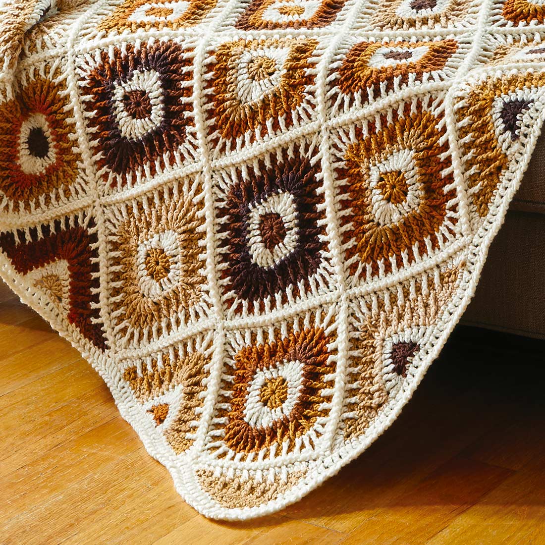 Dazzler Diamond Afghan Pattern – Mary Maxim