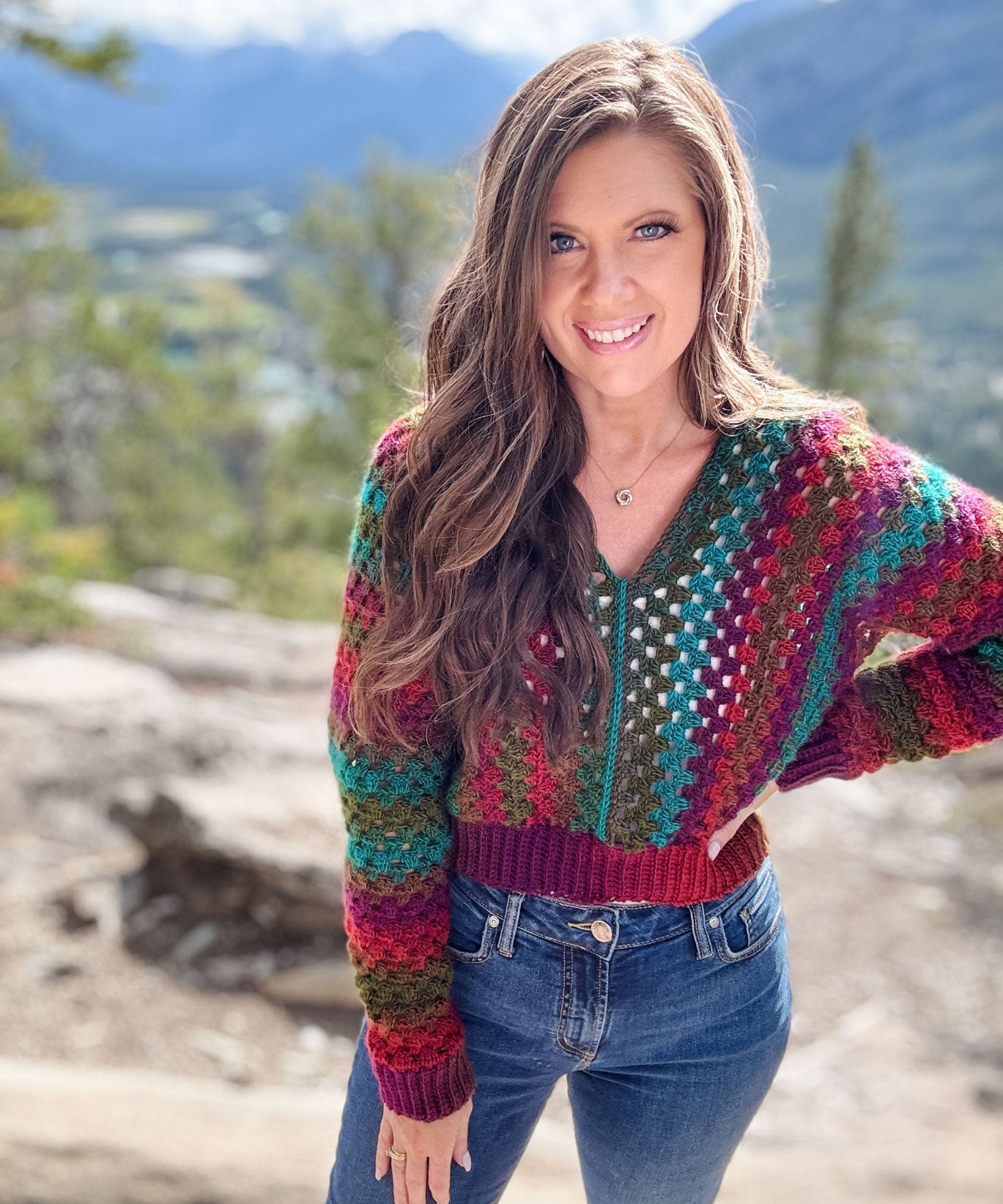 Wapta Falls Crop Length Pullover – Mary Maxim