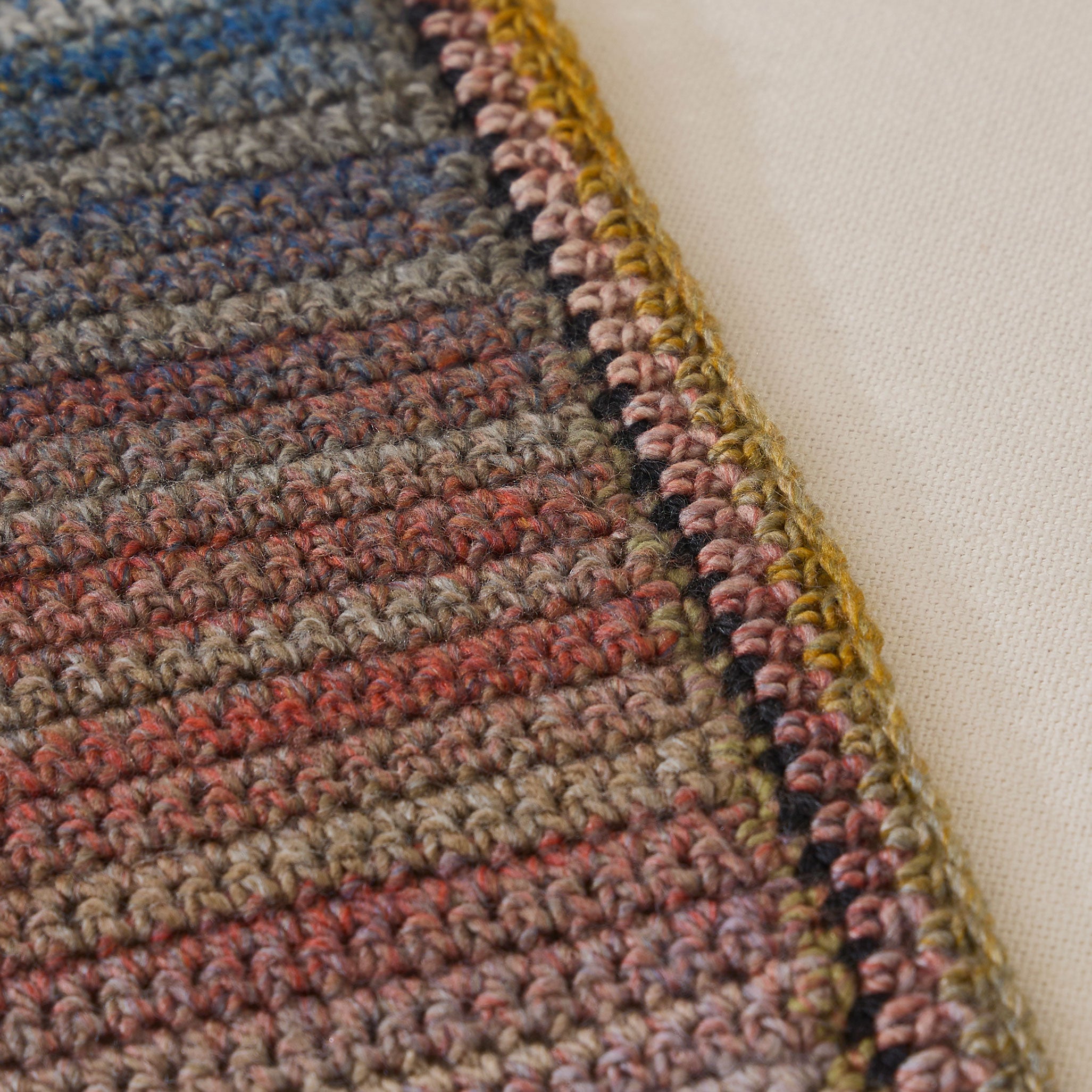 Purrfect Heart Blanket – Mary Maxim