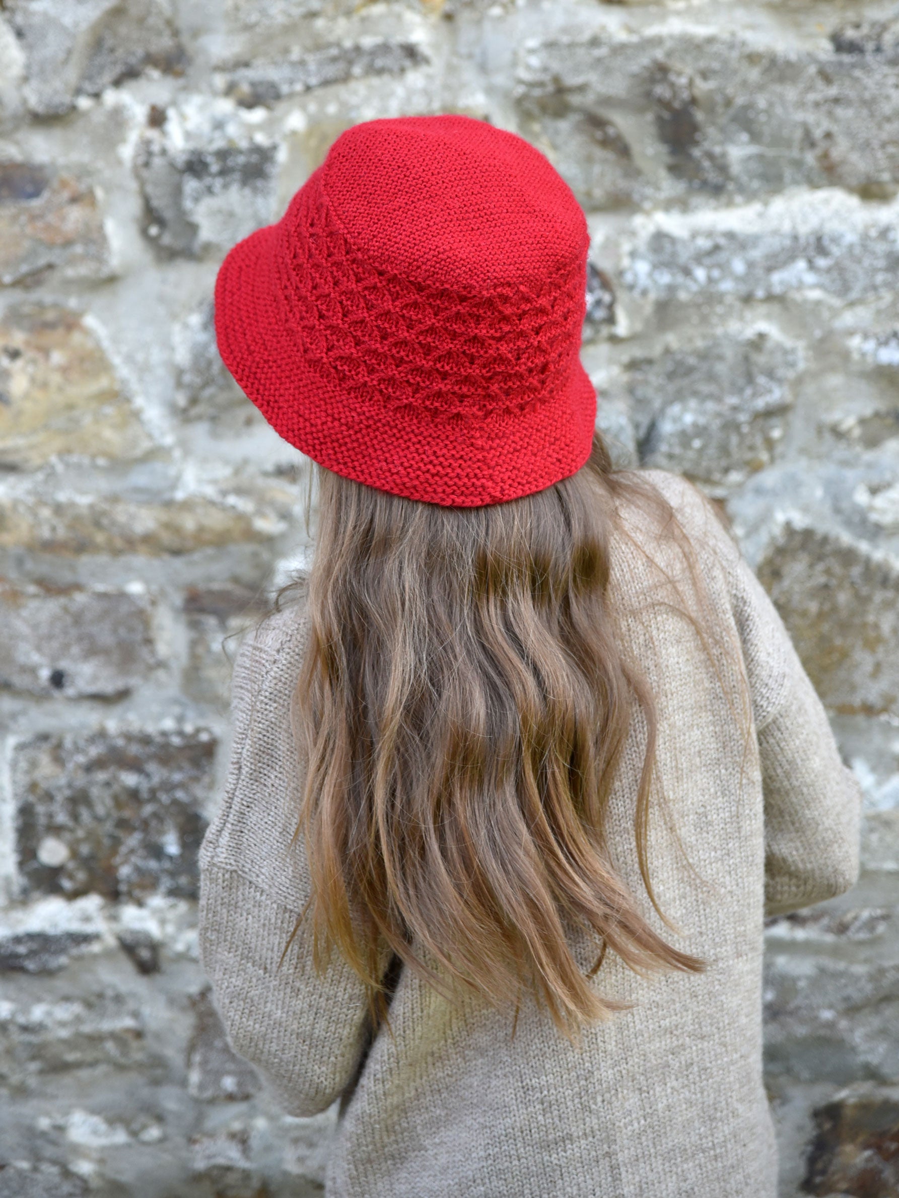 Trimetry Bucket Hat – Mary Maxim