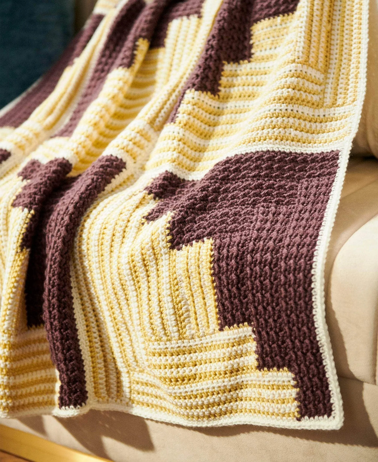 Free Mod Hearth Blanket Pattern